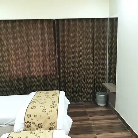 Tuliipstays Marol Ashok Nagar 2*