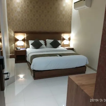 Hotel West Blue 3*