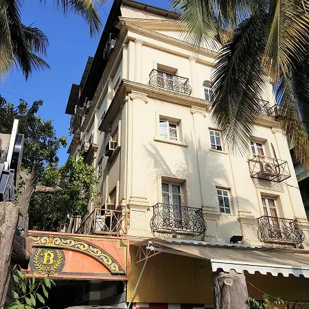 Hotel Hexa Benzy Palace