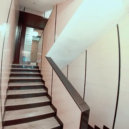 Hotel Manama 3*