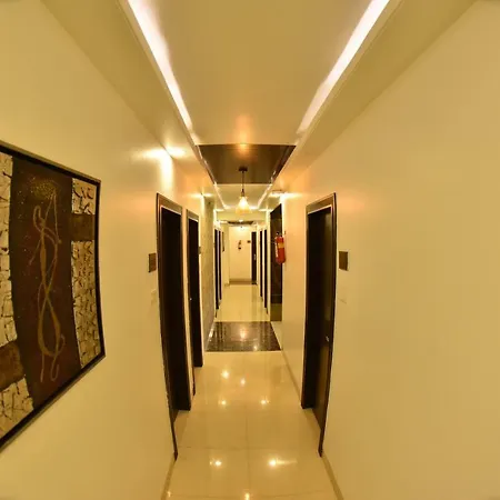 Manama Hotel 3*