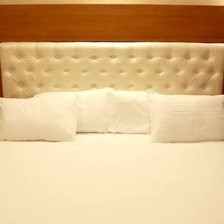 Hotel Lords,