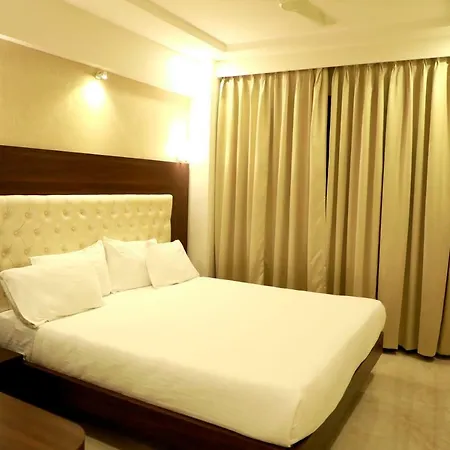 Hotel Lords, 3*