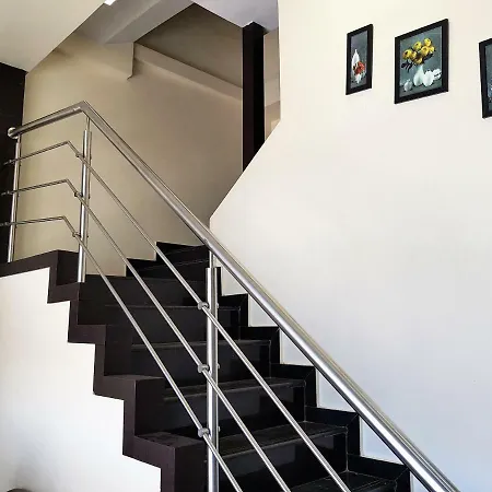 Hotel Hexa Avenue 3*