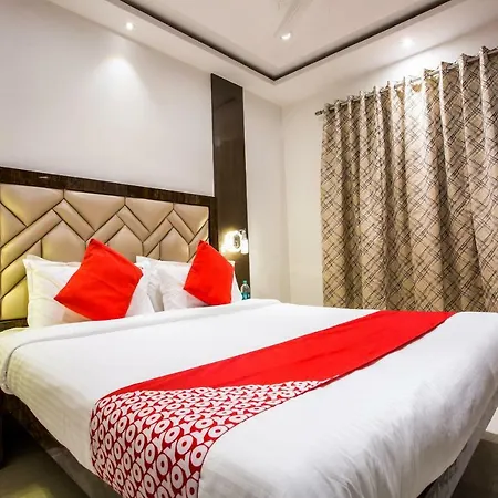 Hotel Oyo 37559 Al Haram 3*