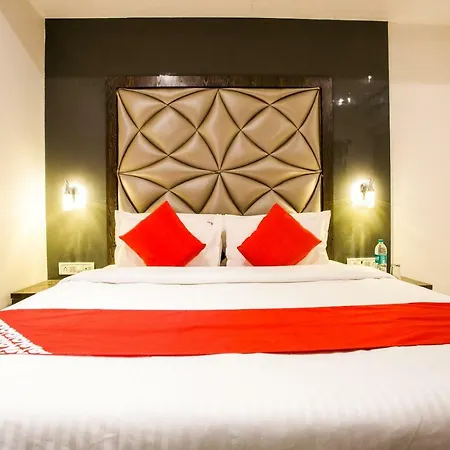Hotel Oyo 37559 Al Haram 3*