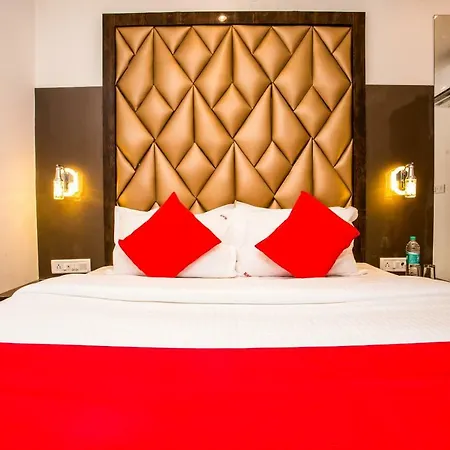 Hotel Oyo 37559 Al Haram 3*