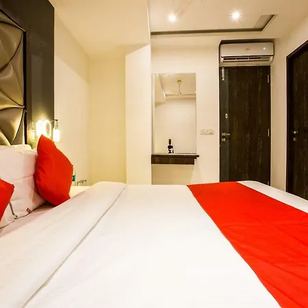 Hotel Oyo 37559 Al Haram 3*