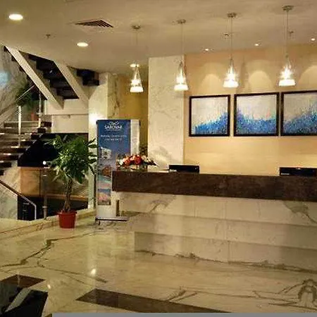 Lemon Tree Premier, Malad, Hotel 4*