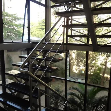 Bloom Residency