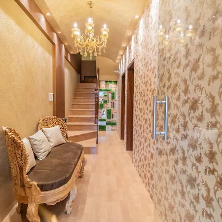 Onn Shelter Hotel