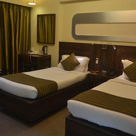 Hotel Plaza Mumbai