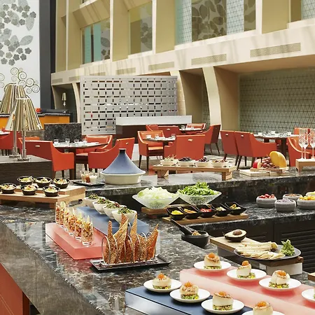 Hotel Taj Santacruz 5*