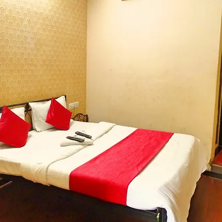 Star Residency Hotel *