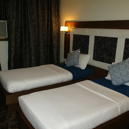 Sapna Hotel Mumbai