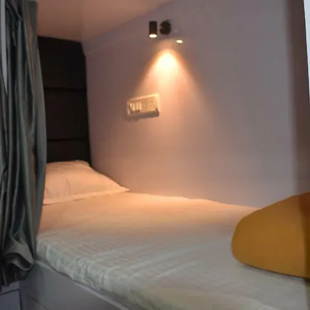 Address Hostel