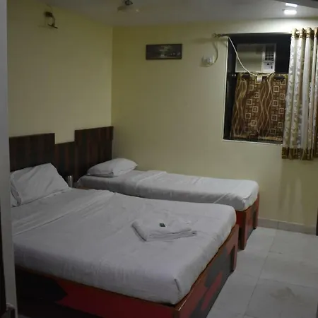Sea View - Near Taj 3*