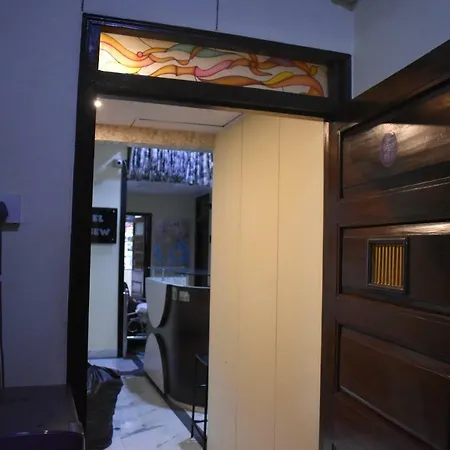 Hotel Sea View - Near Taj 3*