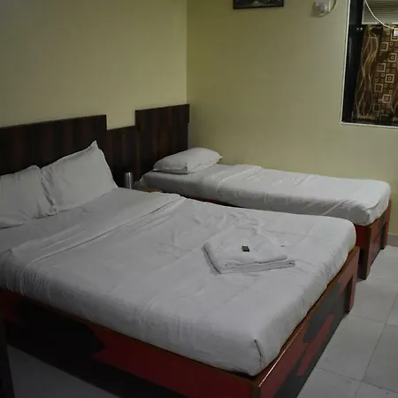 Hotel Sea View - Near Taj Mumbai