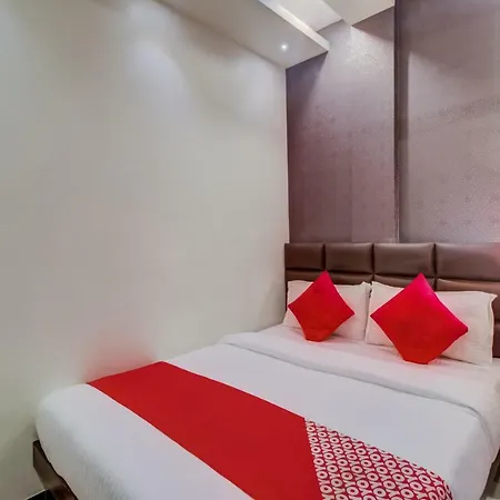 Hotel Oyo 42009 A One