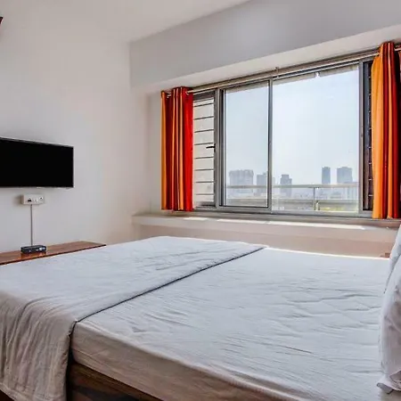 Isec Apartment *