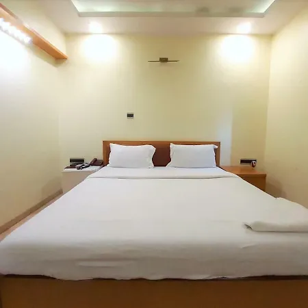 Hotel Hexa Benzy Palace