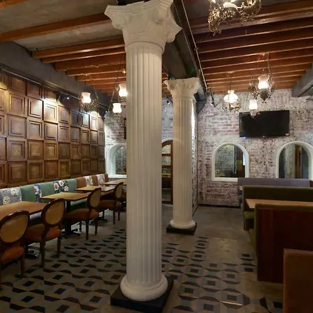 Hotel Crawford Inn Hotel Mumbai
