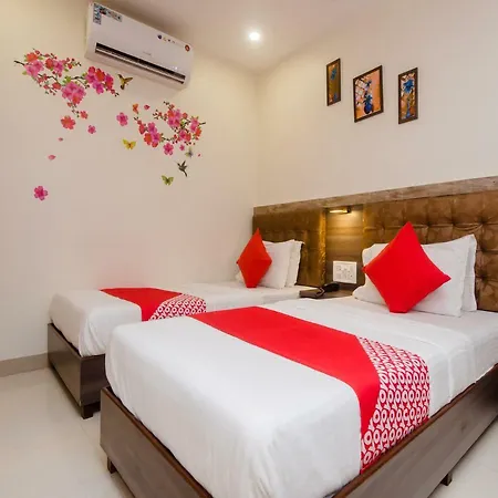 Golden Palace Hotel *