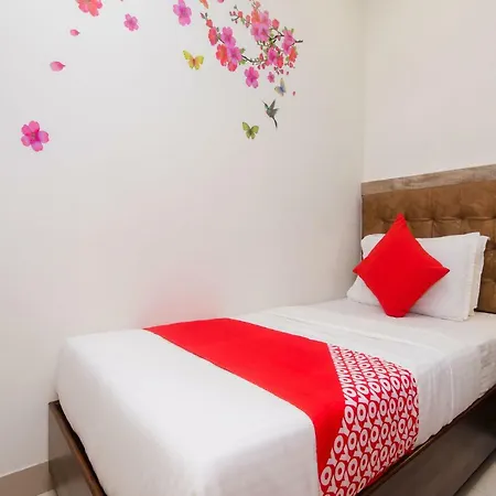Golden Palace Hotel