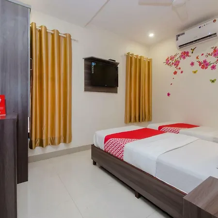 Golden Palace Hotel