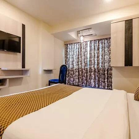 Hotel O Rana Residency Near Western Express Highway Metro Station Hotel 3*
