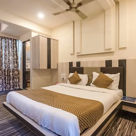 Hotel Hotel O Rana Residency Near Western Express Highway Metro Station
