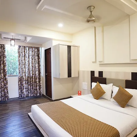 Hotel O Rana Residency Near Western Express Highway Metro Station