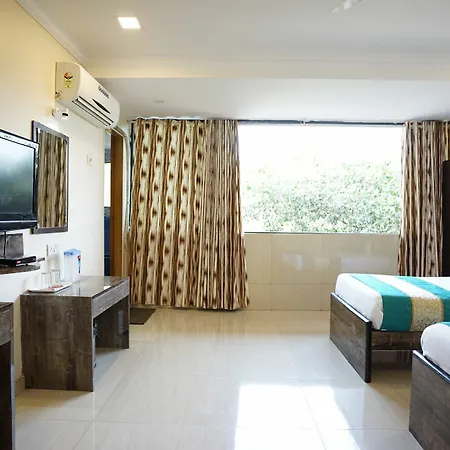 Hotel O Rana Residency Near Western Express Highway Metro Station Mumbai
