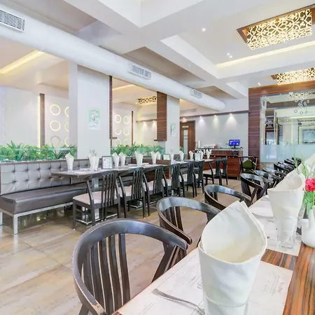 Capital O 45076 Vegas Residency Deluxe Hotel