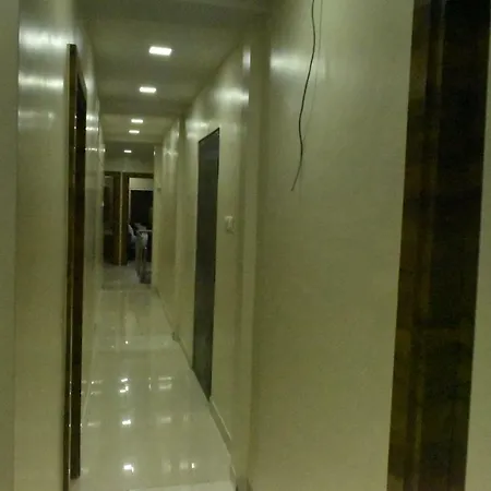 Hotel Al Alif 3*