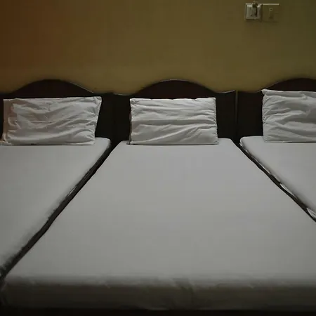 Popular Palace Hotel 2*
