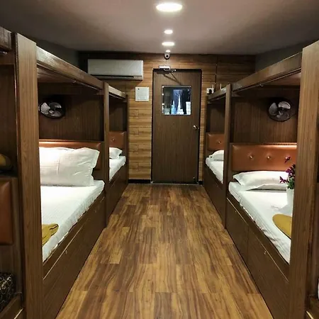 Ag Hostel Mumbai