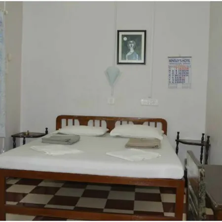 Bed & Breakfast Bentleys Hotel 3*