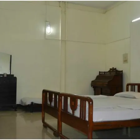 Bentleys Hotel Mumbai