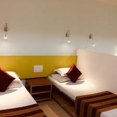 Shubham Parle Hotel Mumbai