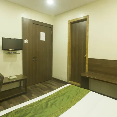 Treebo Trend Rosewood 3*