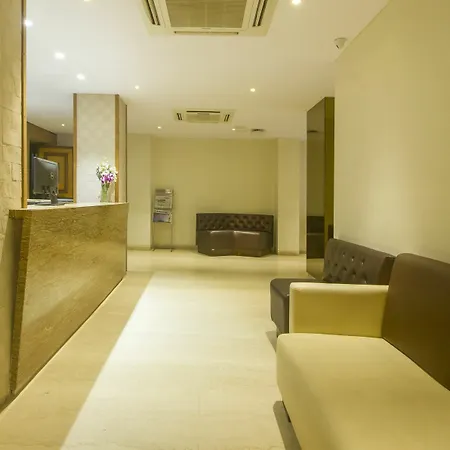 Treebo Trend Rosewood 3*