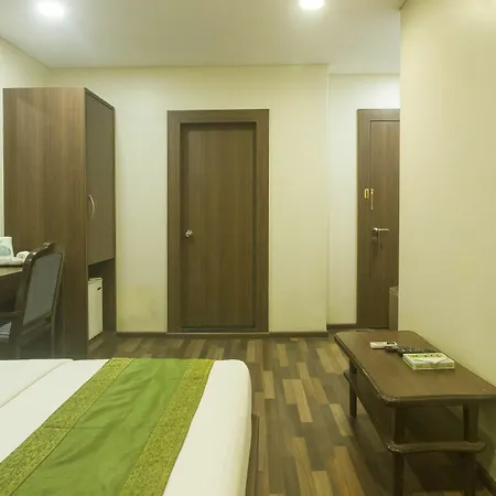 Treebo Trend Rosewood 3*