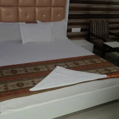 Celeste Colaba Hotel