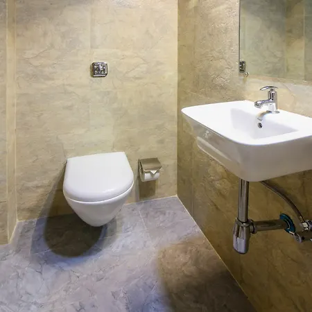 Townhouse Andheri Sakinaka Metro Formerly Hotel 3*