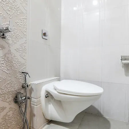 Hotel Fabhotel Embassy Grand Mumbai