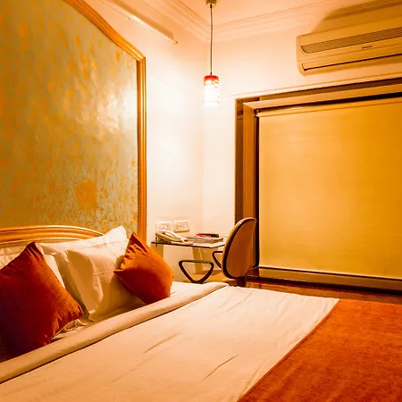 Oyo Powai View Hotel 3*