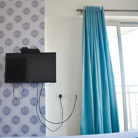 Pvt For Few Hours At Rs.600 To Shower And Unwind For Business Travellers On The Go, Bkc Bed & Breakfast Mumbai