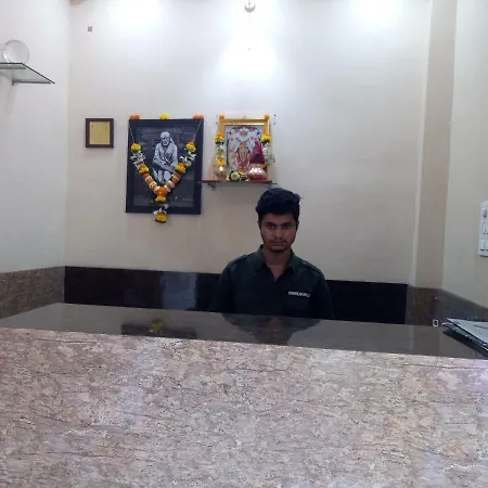 Hotel Golden Lake